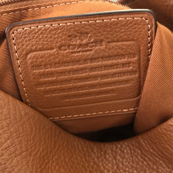 Coach leather purse - Picture 4 of 4